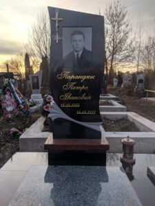 памятники ексклюзивні луцьк