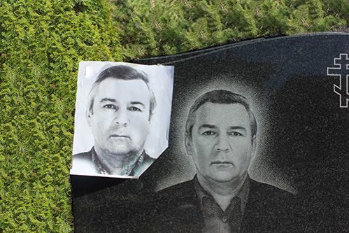 художня робота на памятнику луцьк