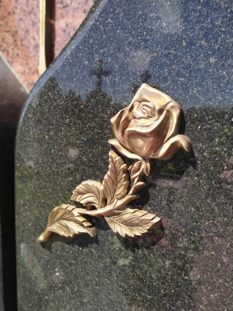 роза з метала луцьк волинь