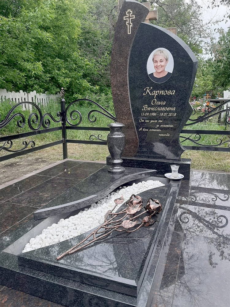 Одинарний гранітний пам’ятник, Луцька майстерня пам’ятників, Луцьк №236