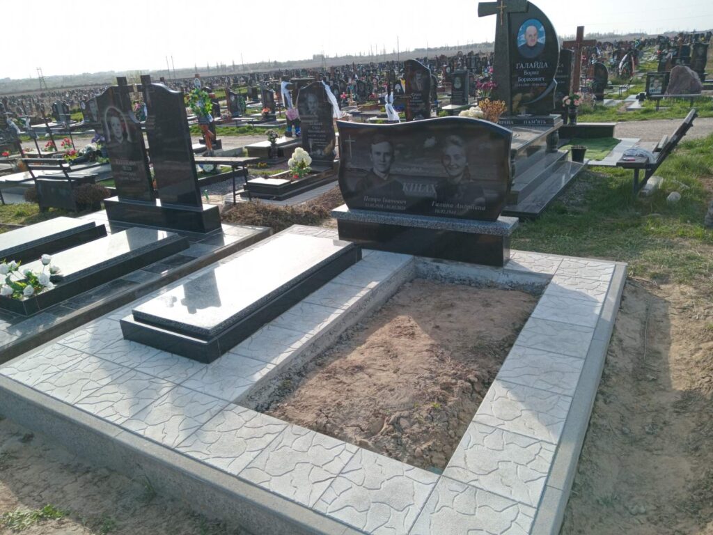 Пам'ятники Луцьк. Виготовлення