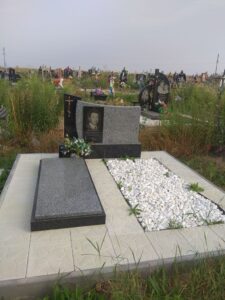 Детальніше про статтю Скільки коштує пам’ятник у Луцьку: повний прайс 2026